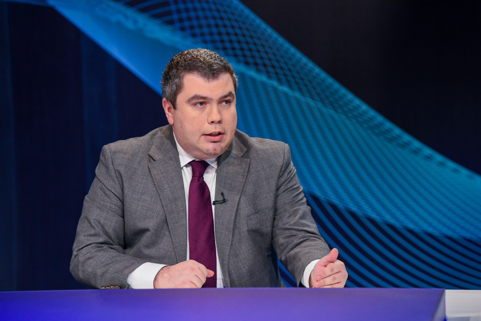 Маричиќ: Владата е подготвена да ѝ даде на ВМРО-ДПМНЕ да ги формулира амандманите за Бугарите во Уставот