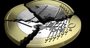 Вредноста на еврото падна на двегодишниот минимум