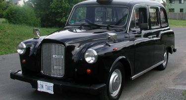 Банкрот на производителот на лондонските такси возила