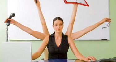 Македонската бирократија остана со куси ракави!