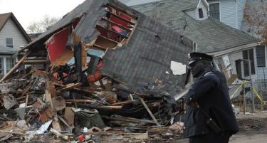 Сенди ги примора градските власти на Њујорк да уриваат куќи