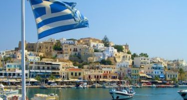 Одобрен буџетот на Грција за 2013 година
