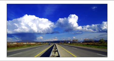 Груевски за следната година вети автопати од Скопје кон Штип и Охрид!