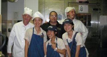 Приватниот сектор отворил 158 000 нови работни места во САД