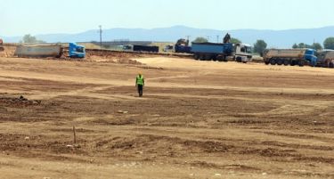 Поставен камен-темелникот за изградба на нова Технолошко-индустриска развојна зона кај Прилеп