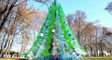 Се собираат пластични шишиња, ќе се прави еко елка во Скопје