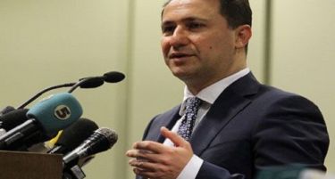 ВО БЕГСТВО БЕЗ ПАСОШ: Ако ја напуштил Унгарија, каде е тогаш Груевски?