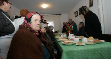 Пред Нова Година богати народни кујни благодарение на Македонски Телеком и Т-Мобиле