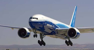 „Тесла Моторс“ и „Спејс Екс“ со помош за „Боинг“