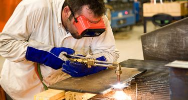 Поскапуваат репроматеријалите во Европската Унија