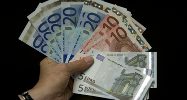 Просечна плата во „Шкода ауто“ е над 1500 евра