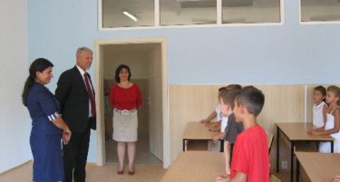 Нови соларни системи за вода во две училишта во Карпош