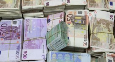Французин доби 102 милиони евра,сега не знае што да прави со парите!
