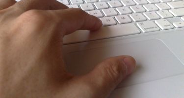 Клати врата земај плата, Кинезите му ја вршеле целата работа!