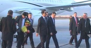 По купувањето на Славија, што Субрата Рој прави денеска во Охрид?