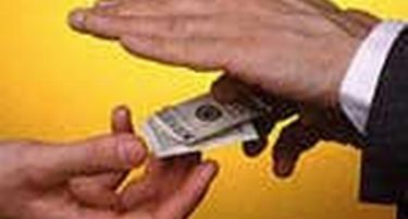 ОН: Половина од Авганистанците дале поткуп во 2012