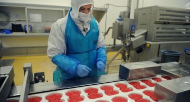 Околу 3,7 тони коњско месо завршиле на грчките трпези