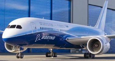 Јапонија ги приземји „Дримлајнерите“ на Боинг