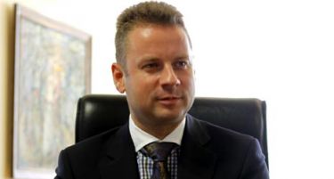Живко Мукаетов и други членови на Управниот одбор купија акции од „Алкалоид“