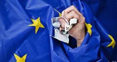 Оланд контра Камерон, Меркел воздржана: Расправа за новиот седумгодишен европски буџет