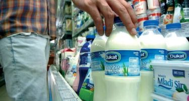 Српските трговци го повлекуваат спорното млеко од маркетите, Дукат повлекува од Македонија