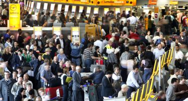 Аеродромските гужви прв ефект од буџетските кратења во САД