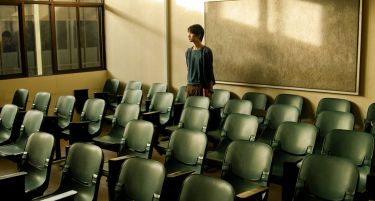 Бугарија пред идна криза, 26% од учениците заминуваат од земјата