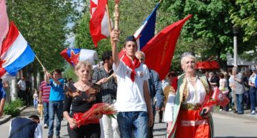 Животот во СФРЈ: Зошто Македонците се уште тагуваат по заедничката држава?