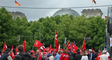 Обратен процес: Турците ја напуштаат Германија, се враќаат во татковината