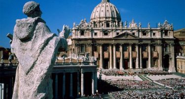 Рим преполн за устоличувањето на новиот папа