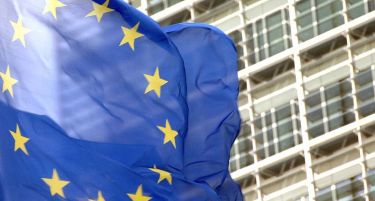 ЕУ не ја разгледува можноста за зголемување на гарантираните банкарски депозити над сто илјади евра