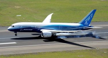 „Dreamliner“ повторно ќе лета