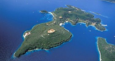 Два острови на Онsазис во рацете на Риболовлев