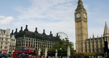 Раст на продажбата на автомобили во Велика Британија