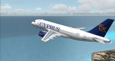 Кинези ќе ја купуваат националната авиокомпанија на Кипар