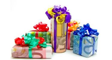 Без бонуси останаа пензинерите и државните службеници на Грција за Велигден