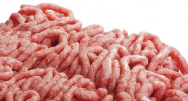 Забраната за продажба на меленото месо сериозен проблем за помалите месарници