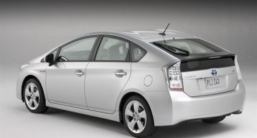 Нов рекорд во Тојота, лани се продале над милион хибридни автомобили