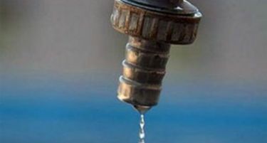 Владата контра Регулаторна за поскапување на водата