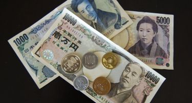 Слабиот јен го зголеми јапонскиот трговски дефицит
