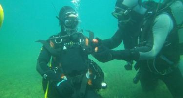 Под вода охридските нуркачи се кршеа со јајца