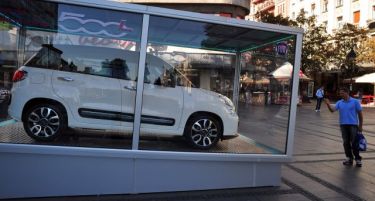 Таксистите во Белград бараат fiat 500L