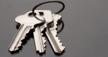 Јанакиески ги додели клучевите за новите социјални станови во Берово