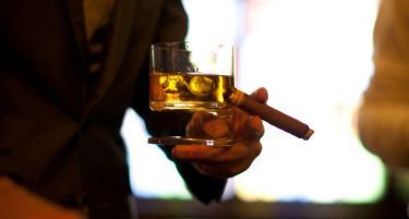 Министерство за финансии: Помали акцизи за малите произведувачи на алкохол