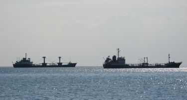 Русија во голем шопинг на Балканот: ќе купува пристаниште и железници во Грција