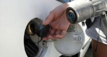 Поскапе плинот на бензинските пумпи!