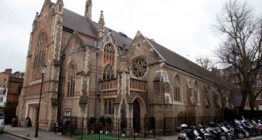 (ФОТО) Црква претворена во луксузна лондонска куќа