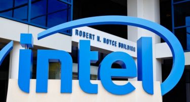 Интел објавува приход за вториот квартал од 13.2 милијарди долари,  конзистентен со предвидувањето