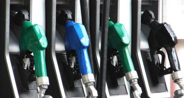 НОВ ПАД: Паѓа цената на бензините