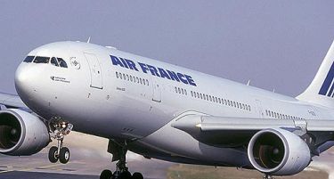 Ер Франс го приземји штрајк – илјадници патници ќе отстанат заглавени?